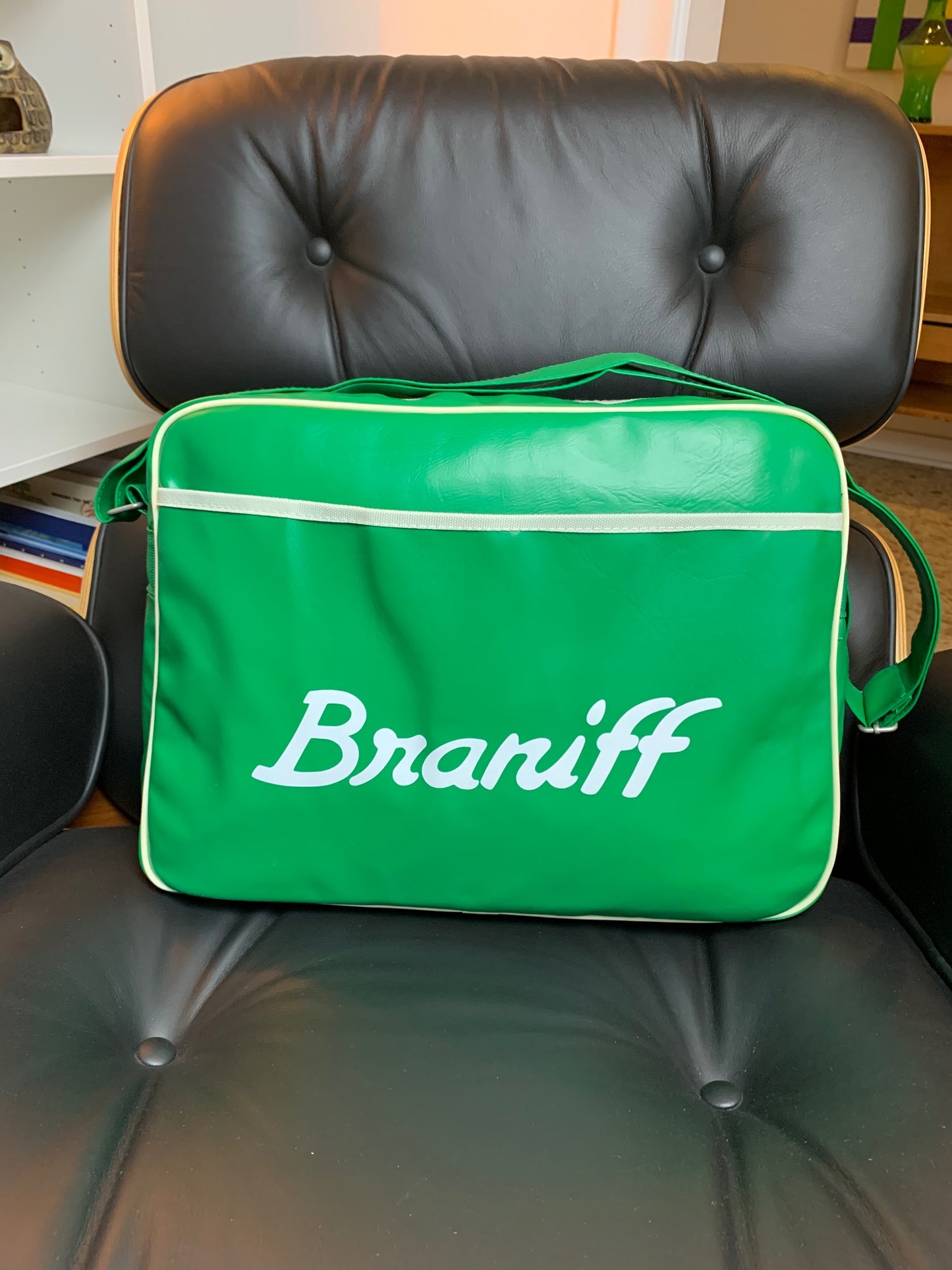 Flight Bag Luggage Retro Braniff Ultra Logo Green Black